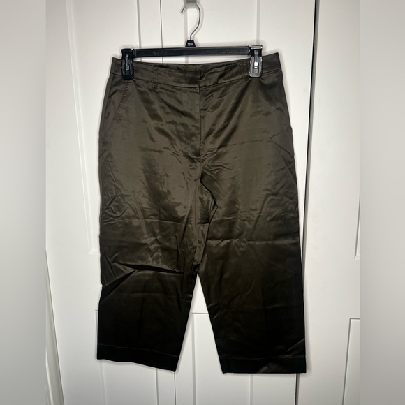 LOFT Ann Taylor Olive Satin Cropped Pants Women's Size 14 - Picture 1 of 5